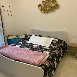 Affittacamere La Ginestra Giardini Naxos