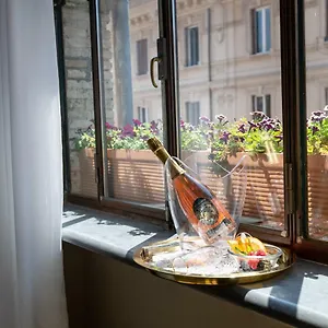 Bed & Breakfast Neman Maison Experience I Pantheon Roma